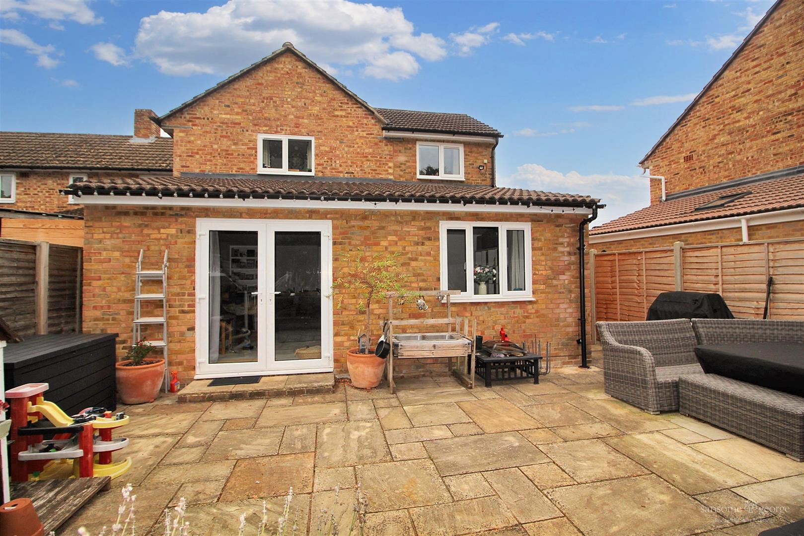 Langley Hill Close, Tilehurst, Reading